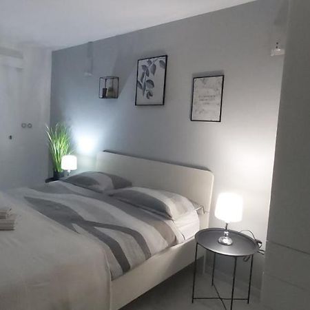 Studio Apartments Igor Vrsar Kültér fotó